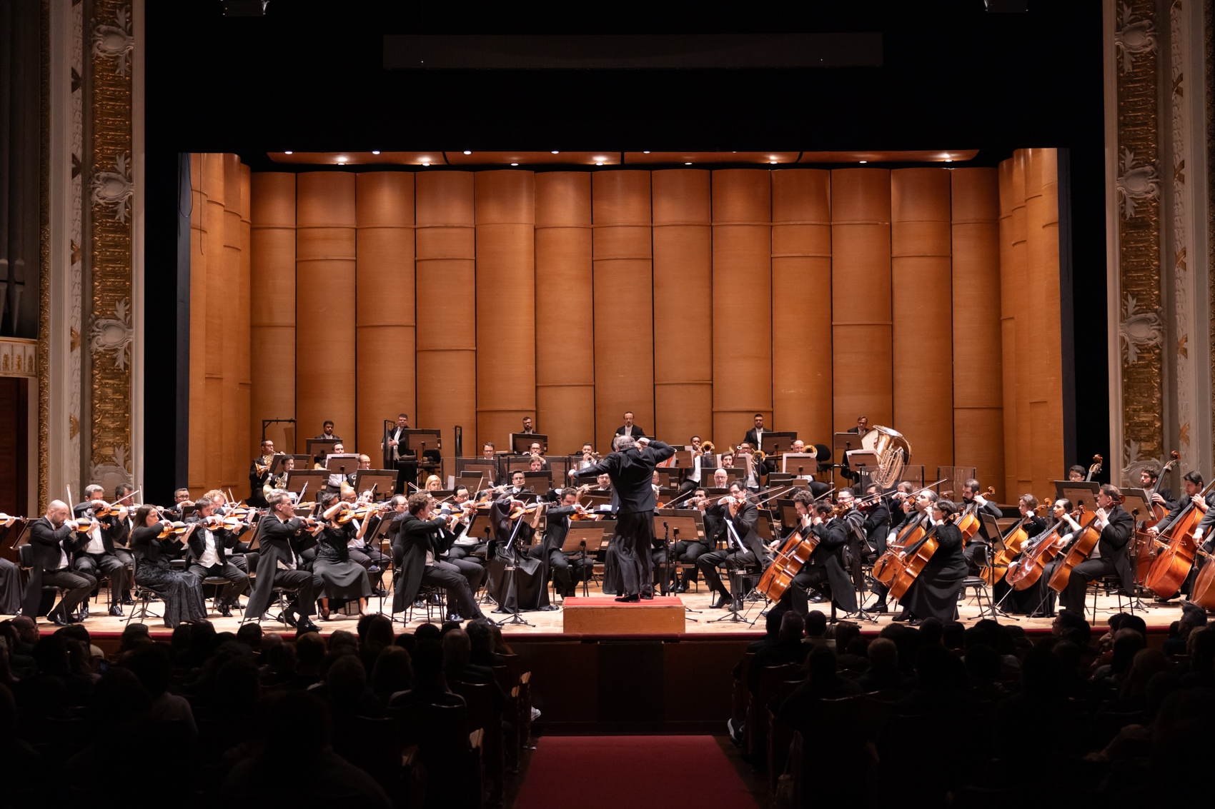 Site OSM Foto da Orquestra Sinfônica Municipal durante uma apresentação