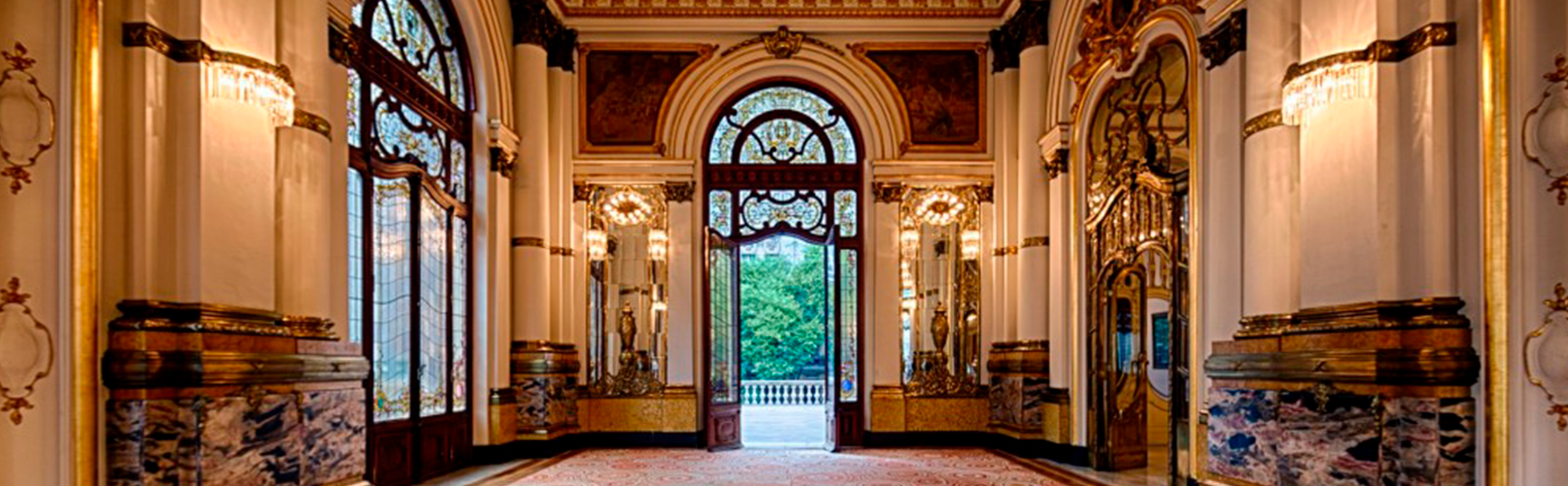 Foto da parte interna do theatro municipal
